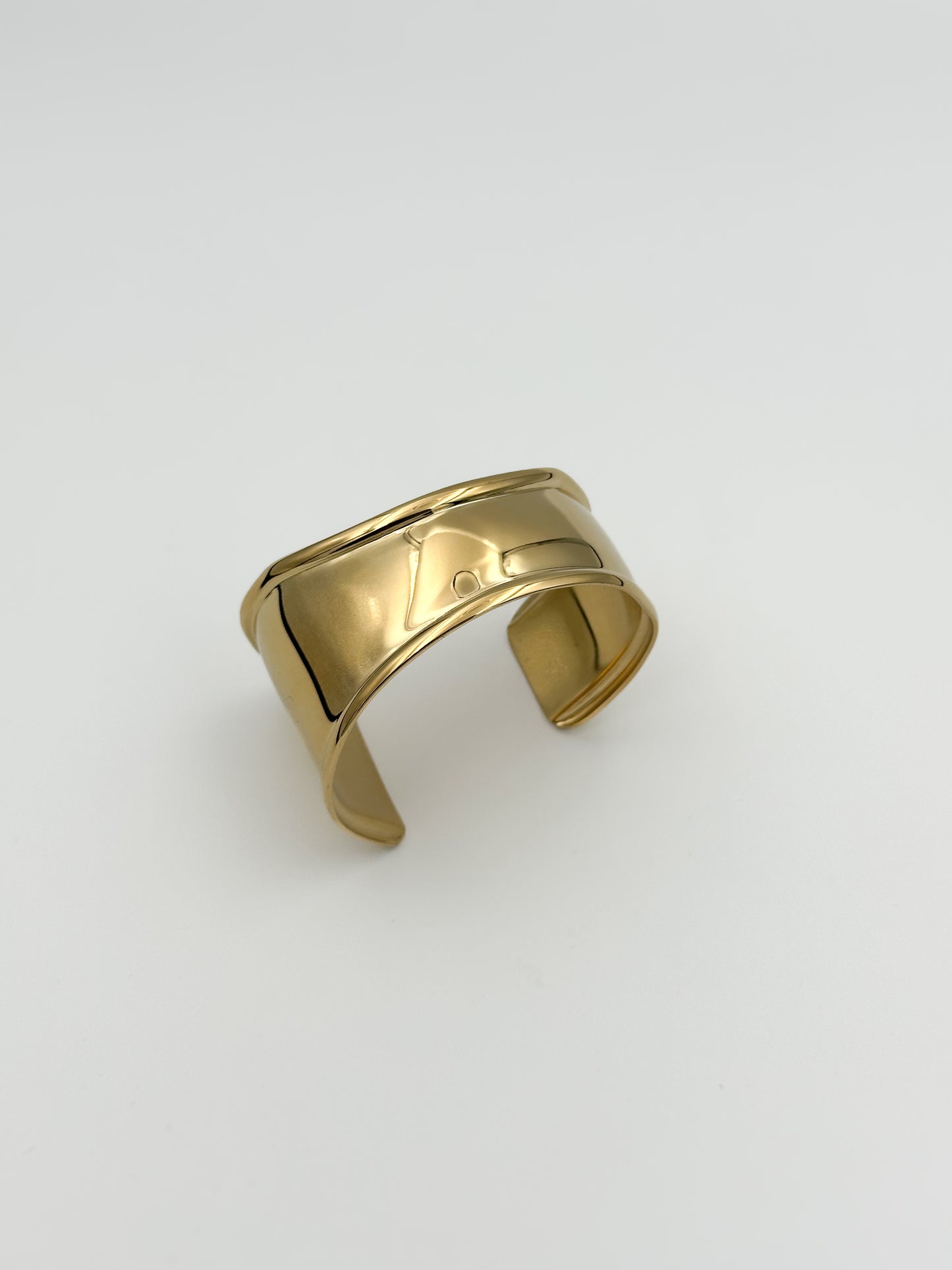 Sleek Edge Cuff